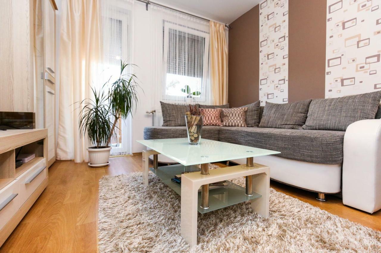 Welcome apartman Subotica Esterno foto